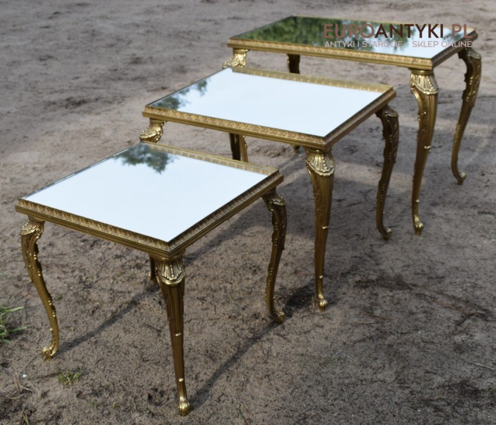 stoliczki na wystawe stoliczki na wystawe